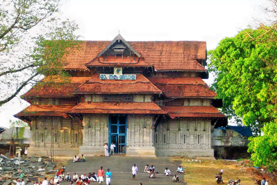 Vadakkumnathan Temple