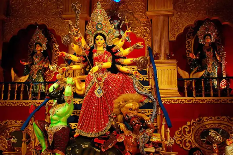Durga Puja In Kolkata 2025: 10 Famous Pandals, Significance and Celebration