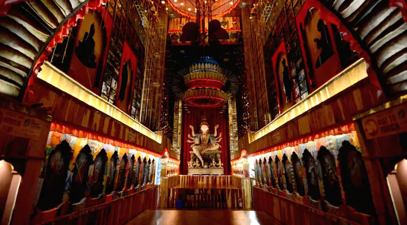 Nalin Sarkar Street: Durga Puja in Kolkata
