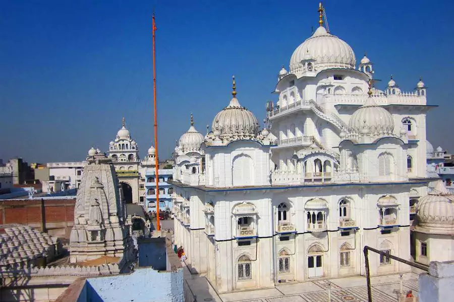 Patna Sahib Gurudwara - Gurudwaras in Patna